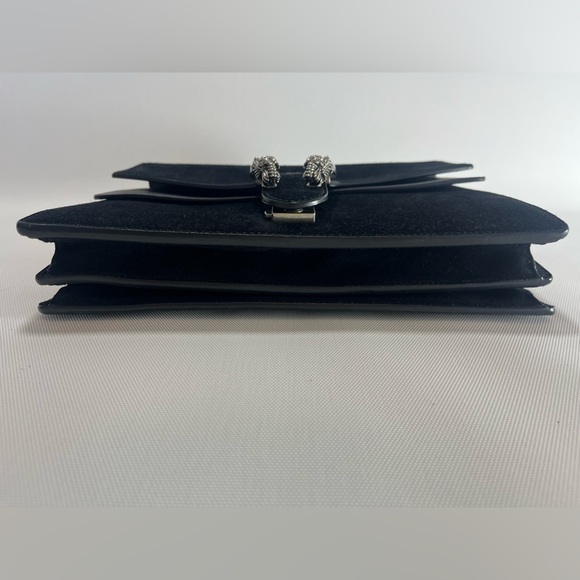 Gucci's Dionysus Medium Suede Shoulder Bag Black - Picture 6 of 10